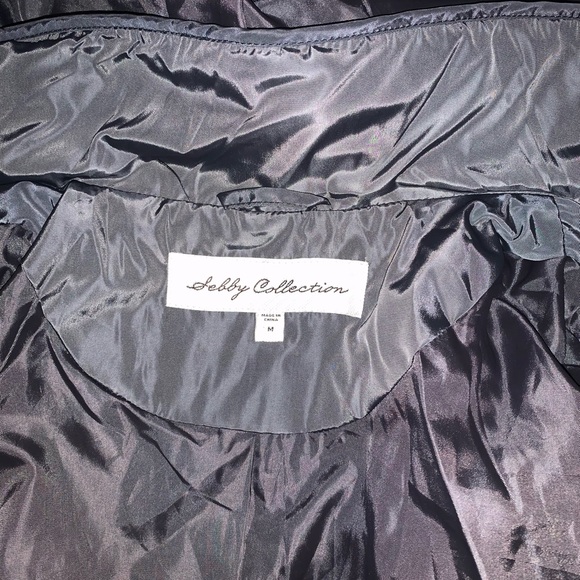 Coat - Picture 4 of 6